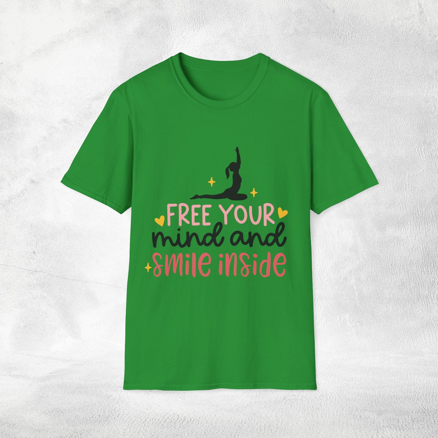 Women's yoga shirt free your mind and smile inside